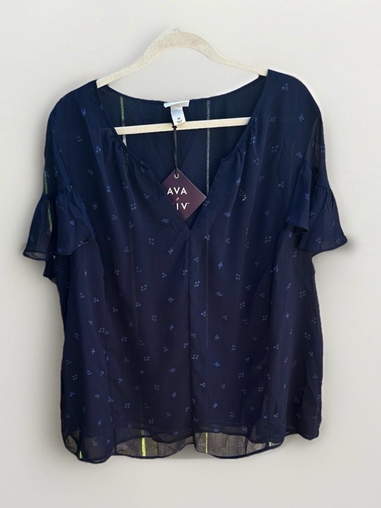 Ava & Viv Tops - Ava & Viv Navy Floral V-Neck Flutter Sleeve Blouse